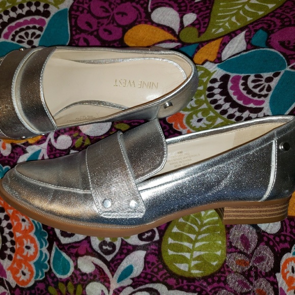 Nine West Shoes - Like new! Nine West loafers size 8m